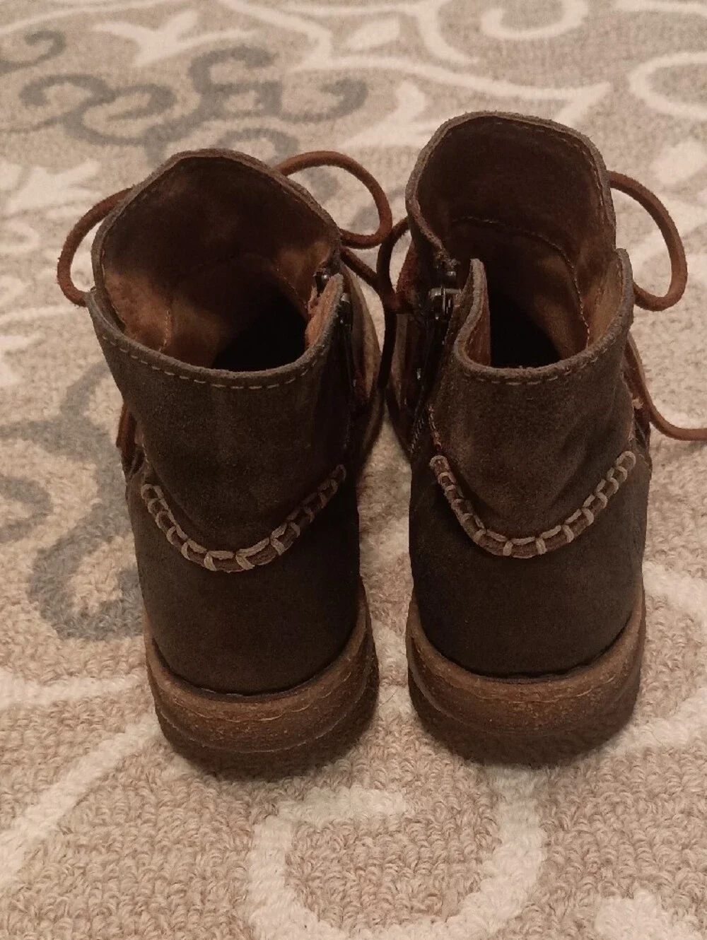 Born Cayln Lace Up Ankle Boots With Side Zippers 6.5